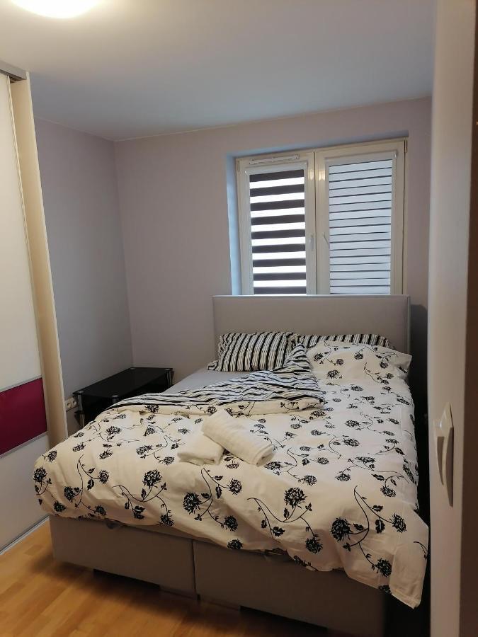 热舒夫Apartament Luxbibi公寓 外观 照片